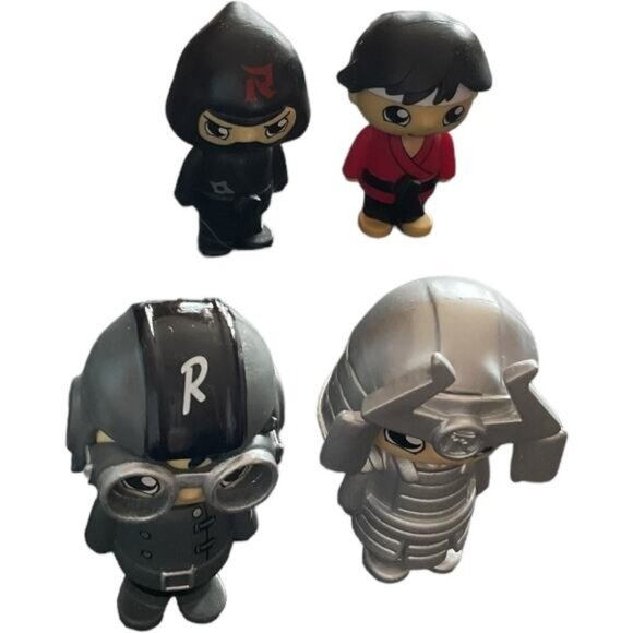 Ryans World 10 Piece Action Figure Set Featuring Pirate Ninja Robot & Shark - Picture 5 of 9